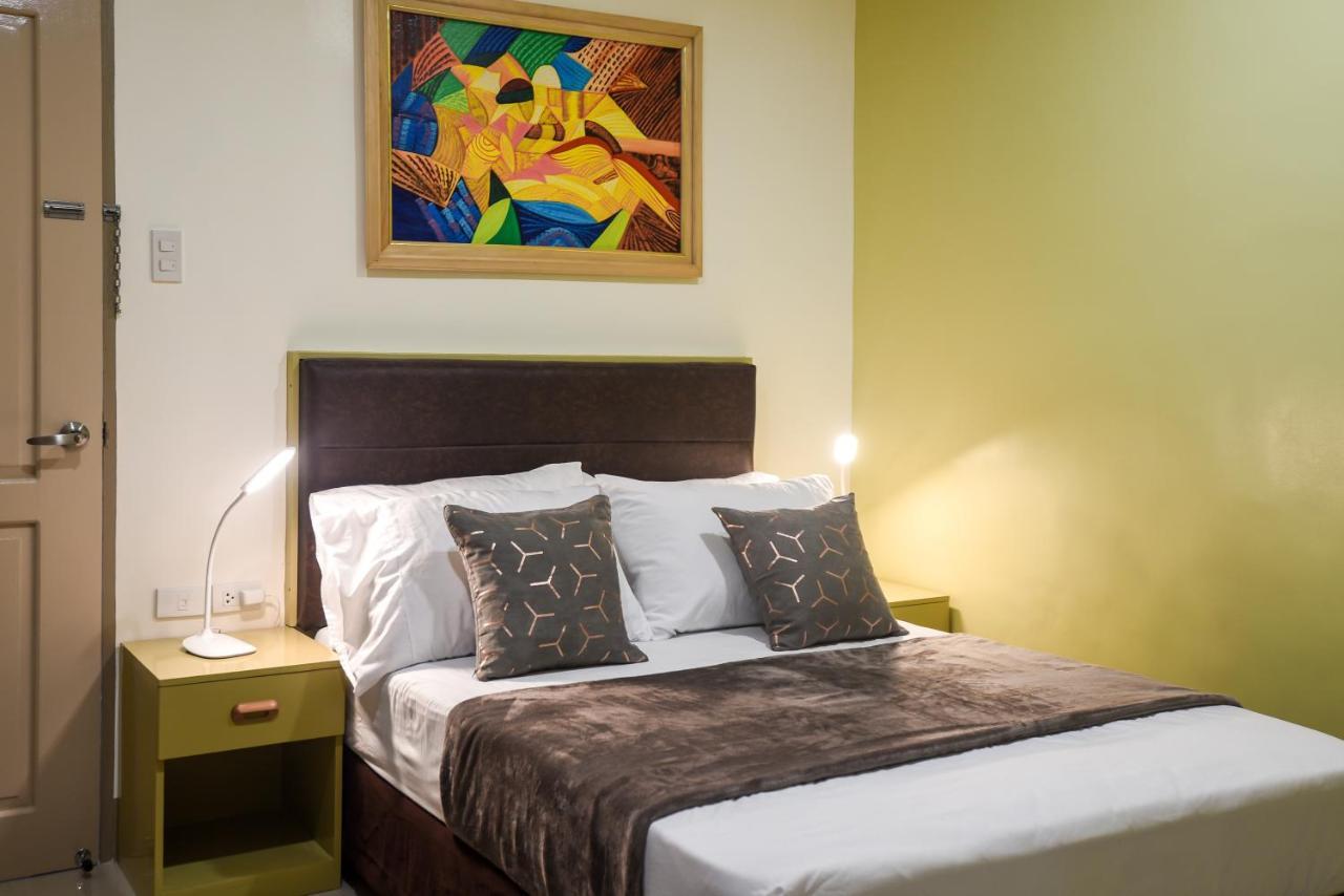 Ett Hometel Kalibo Bagian luar foto