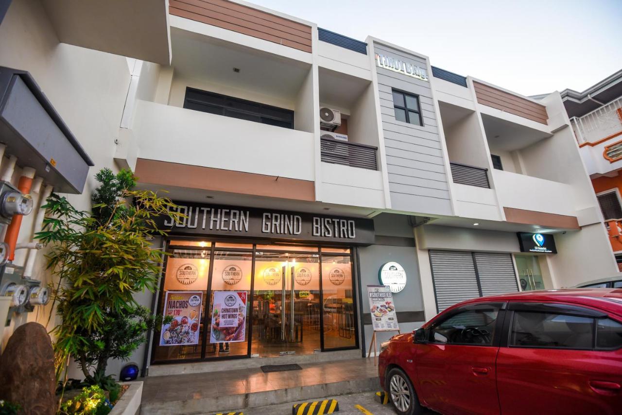 Ett Hometel Kalibo Bagian luar foto