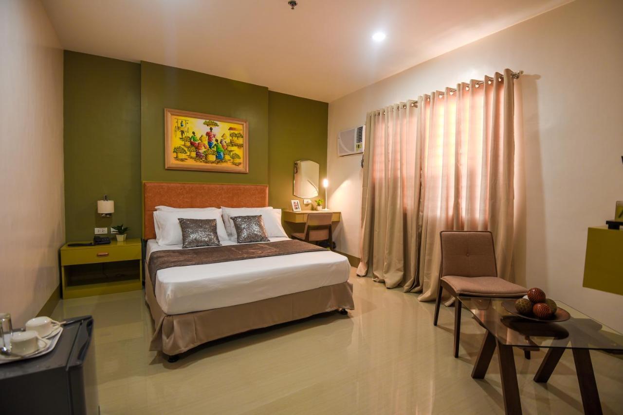 Ett Hometel Kalibo Bagian luar foto