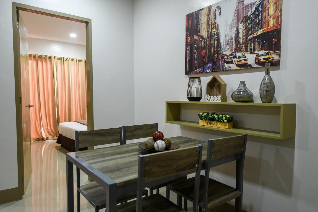 Ett Hometel Kalibo Bagian luar foto